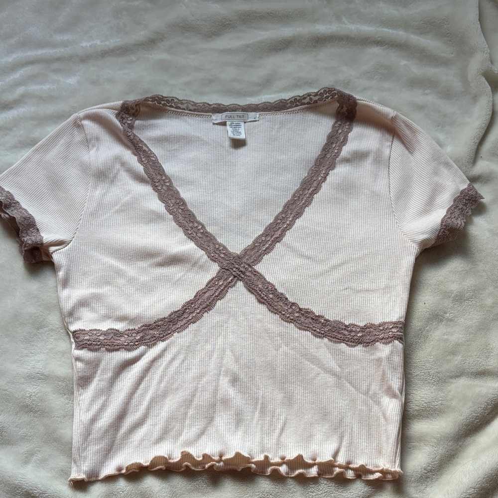 Tilly’s Lace Top